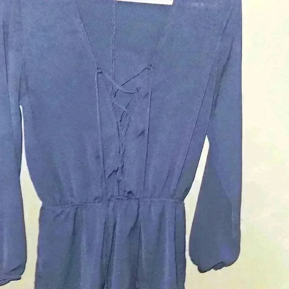 Forever 21 Womans Romper Size S - Picture 2 of 10